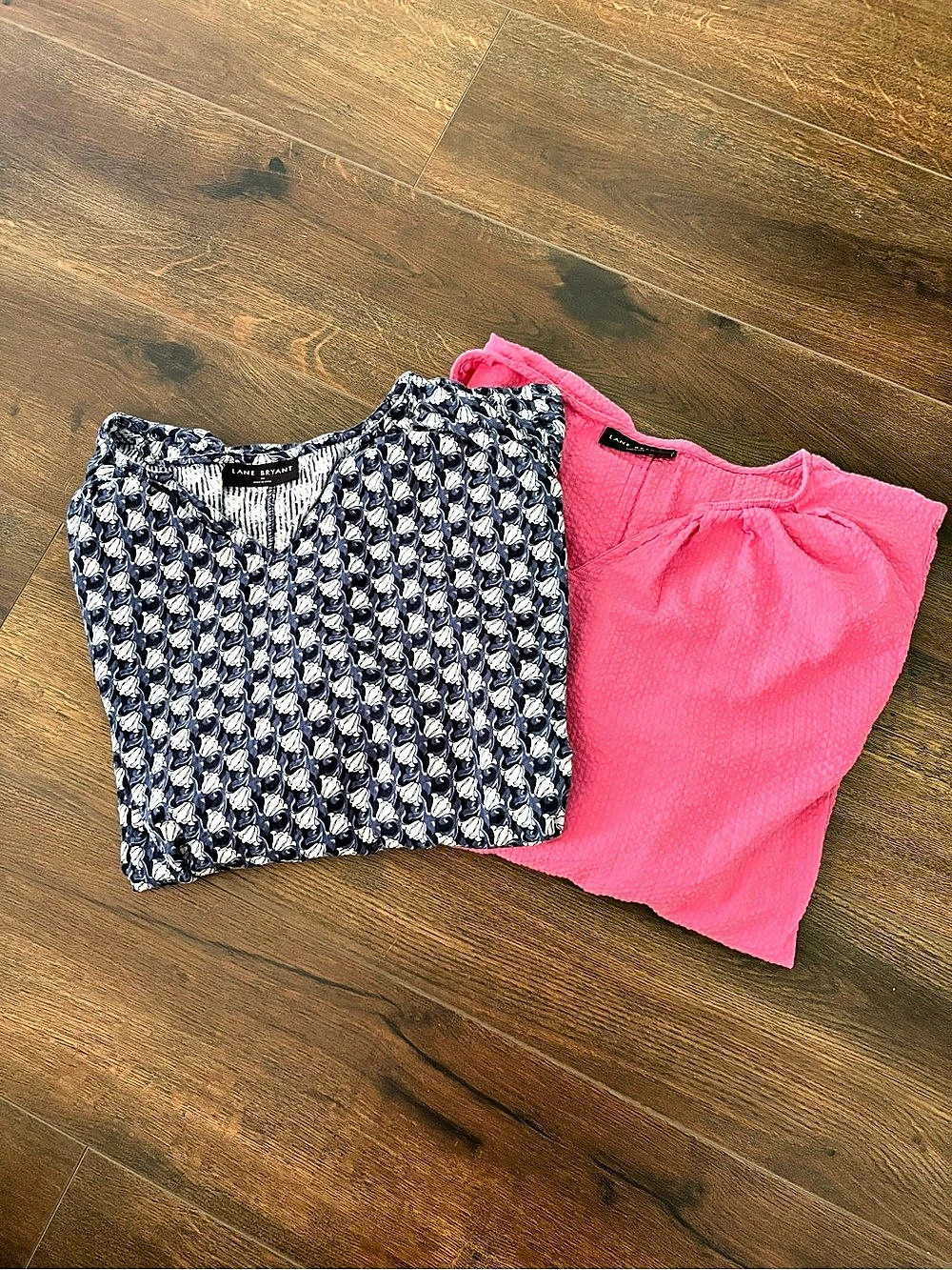 EUC 2 Lane Bryant 100% Cotton 3/4 sleeve Floral & pink tunic.. Size 26/28